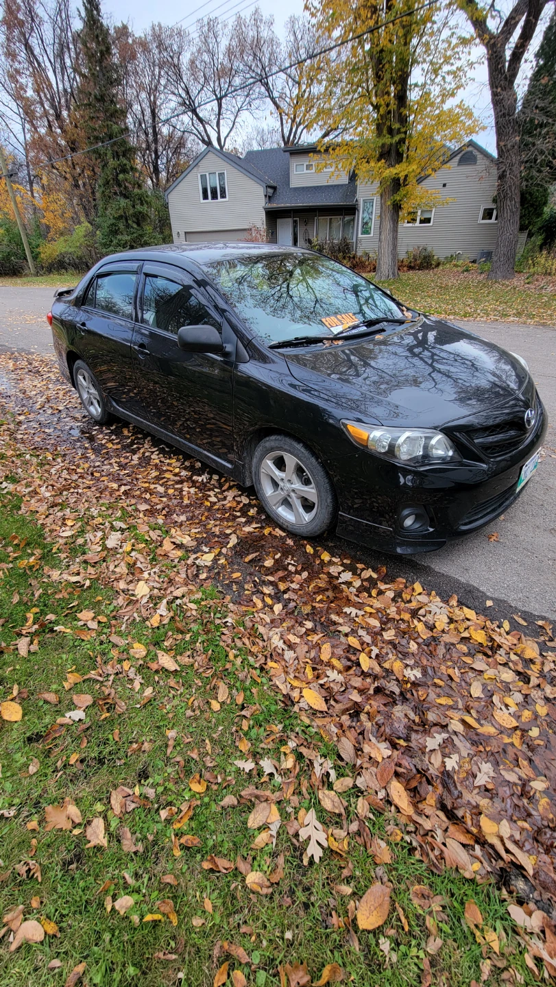 Toyota Corolla S - photo 2