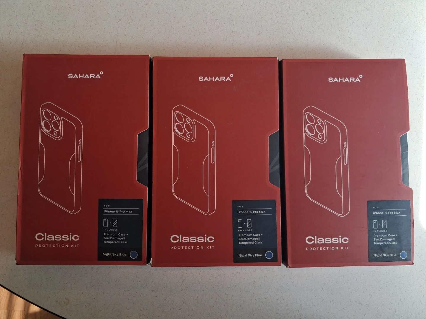 Sahara Case Classic Protection Kit for iPhone 16 Pro Max
