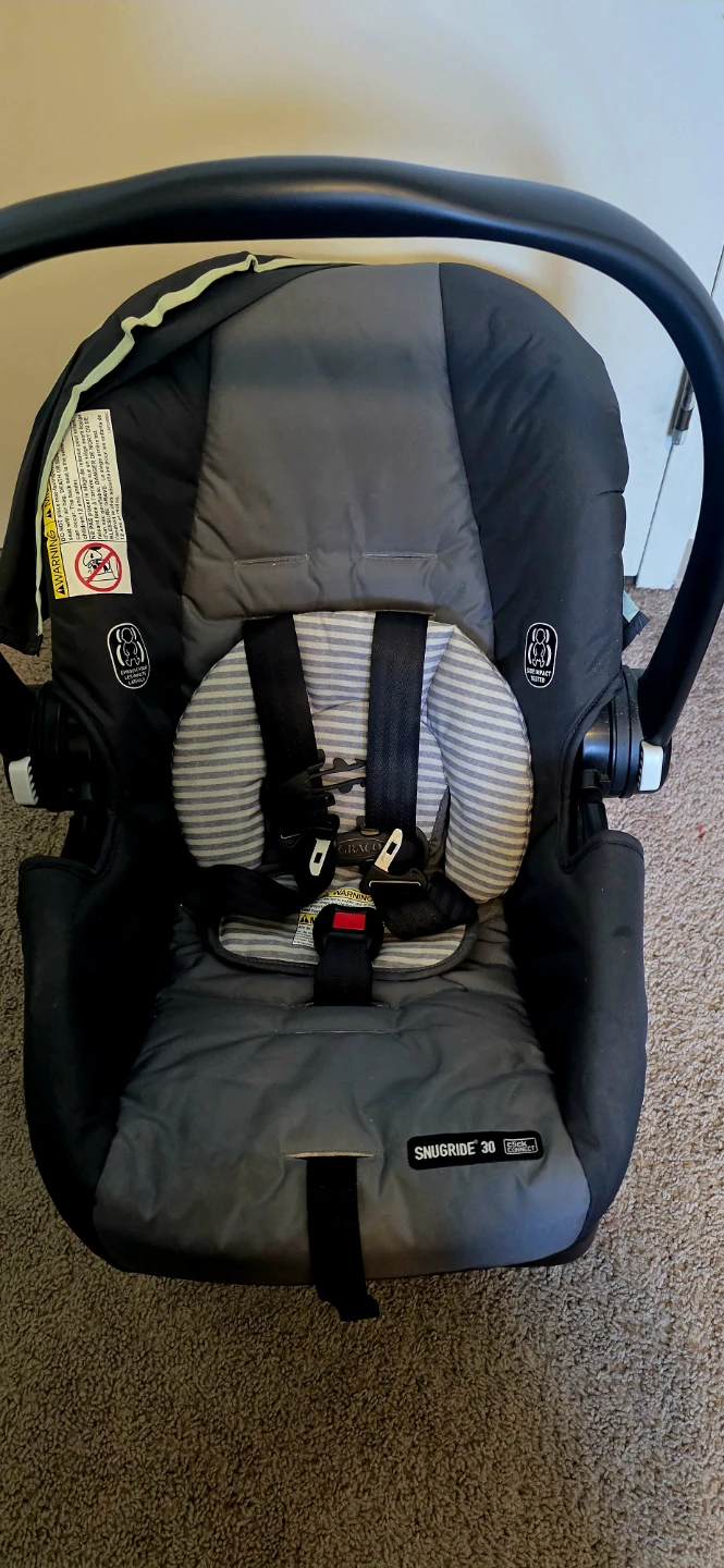 Graco SnugRide 30 Click Connect Infant Car Seat - photo 4