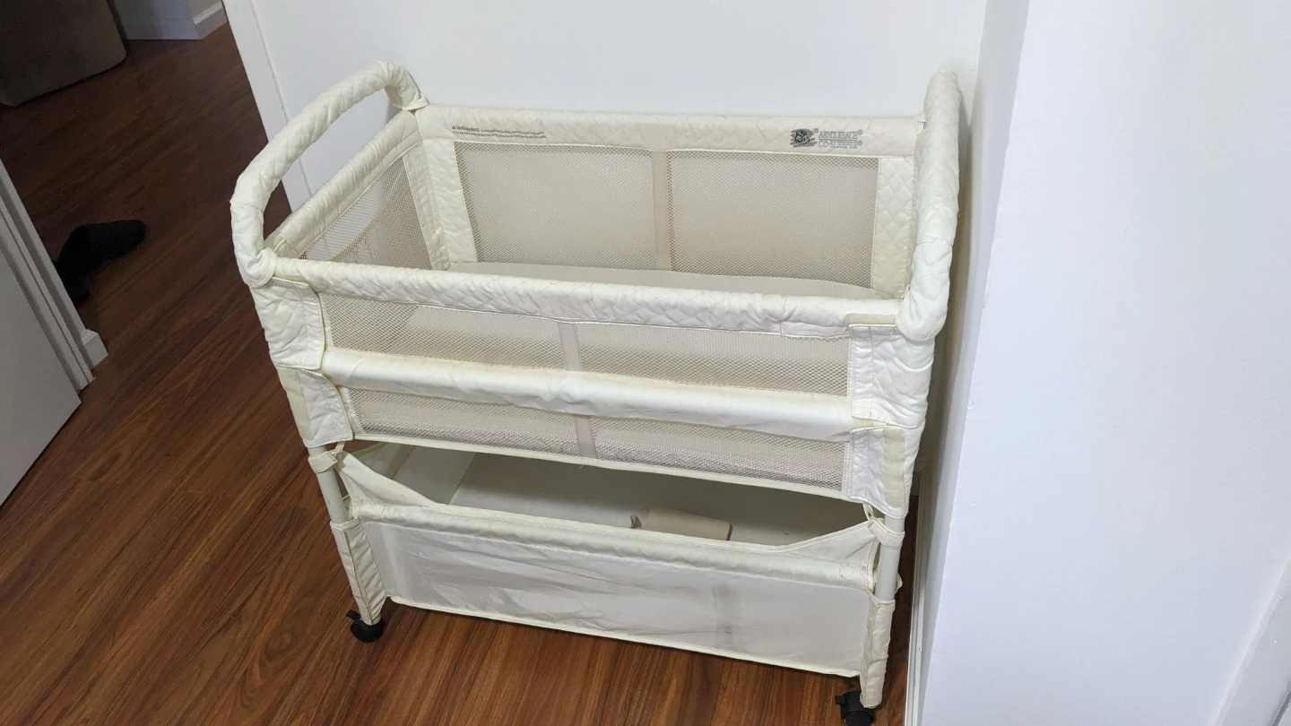 Arm's Reach Bassinet - photo 2