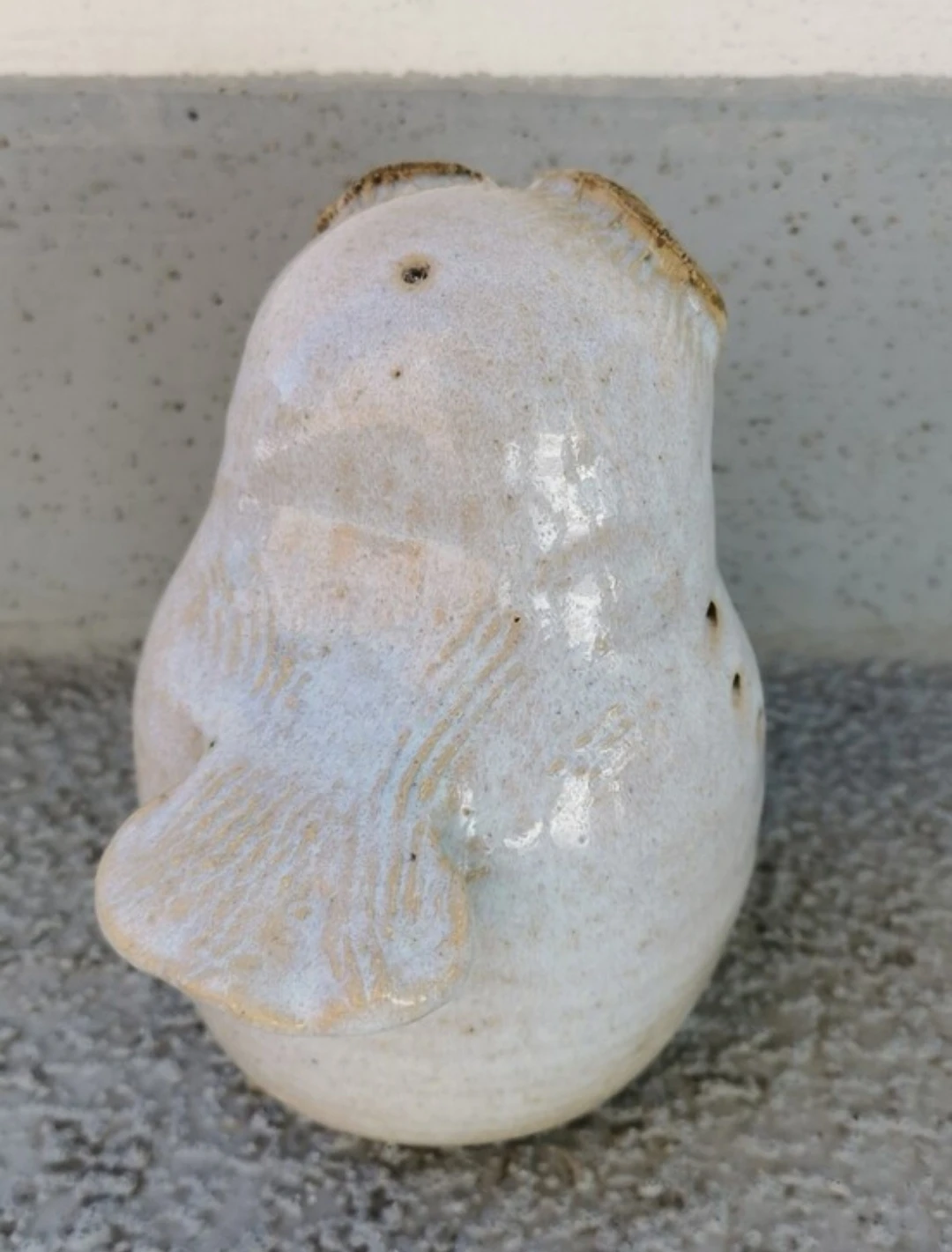 Vintage Art Pottery Bird – Signed Artisan Piece - photo 3