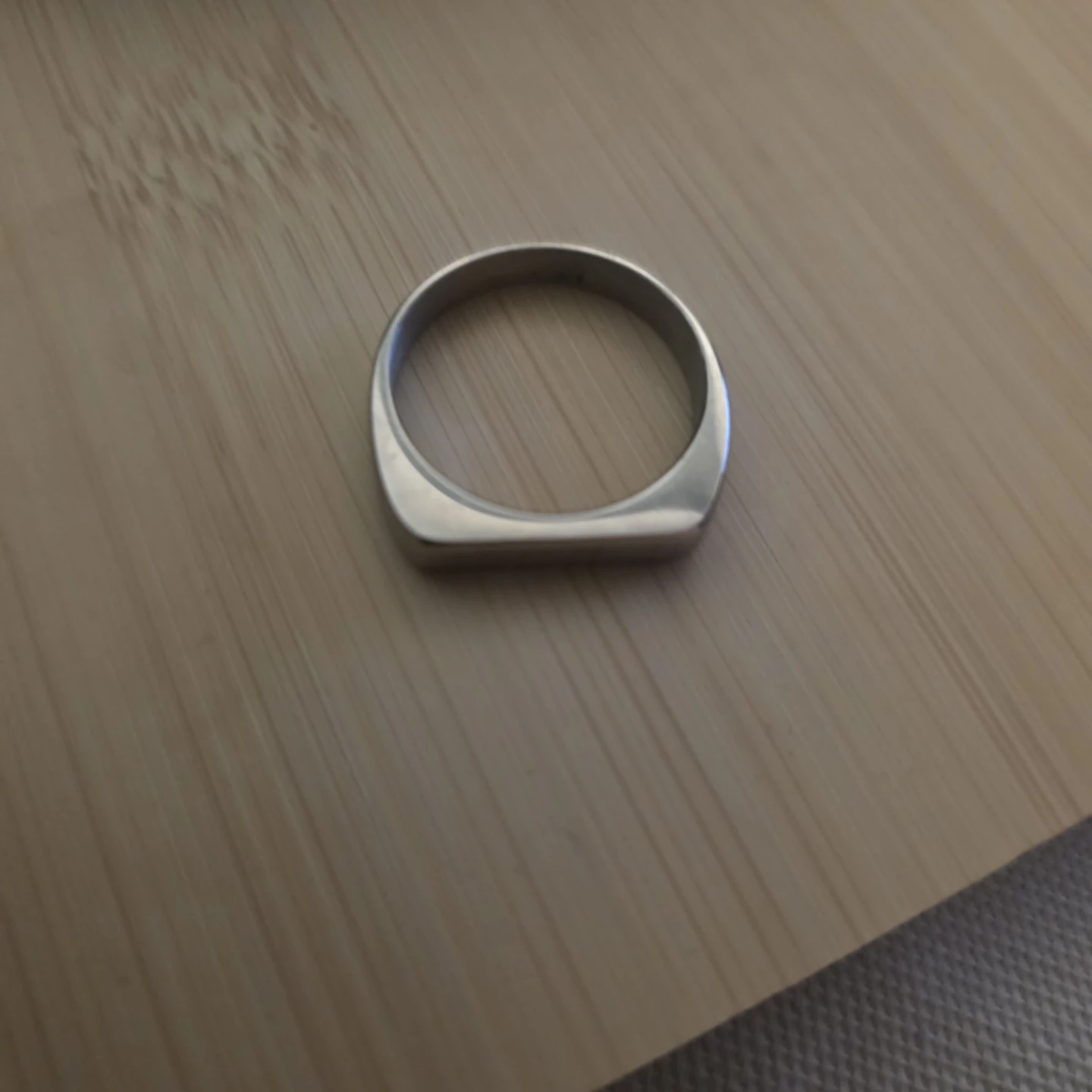 Minimalist silver-tone ring