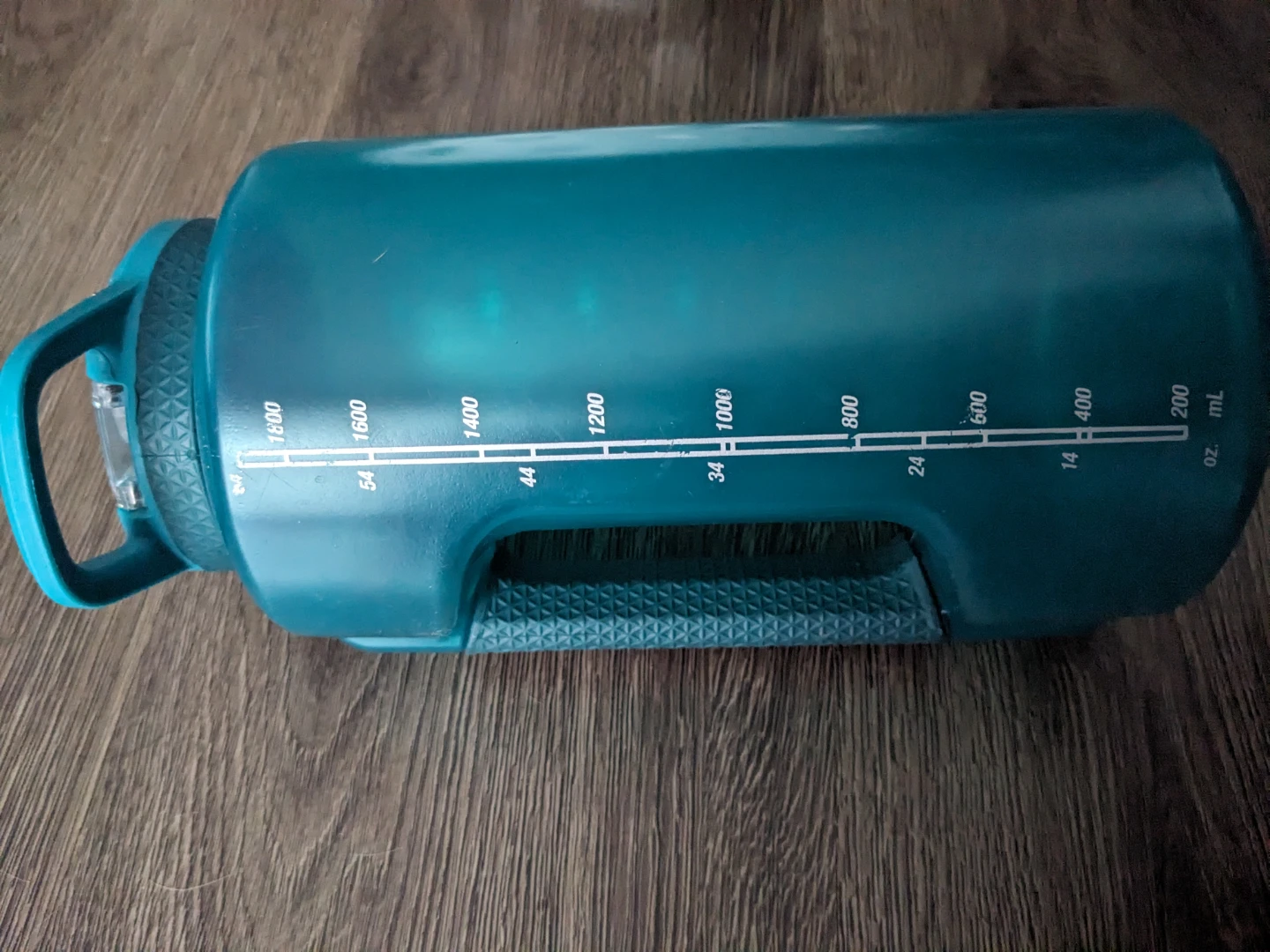 2 LITRE REUSABLE WATER BOTTLE - photo 5