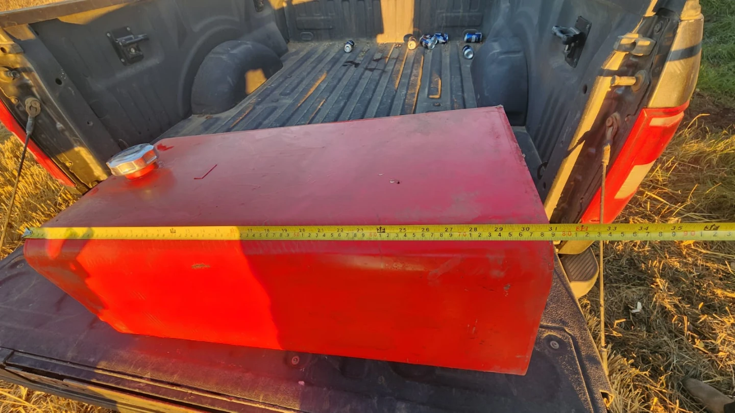 Red Metal Fuel Tank - photo 2