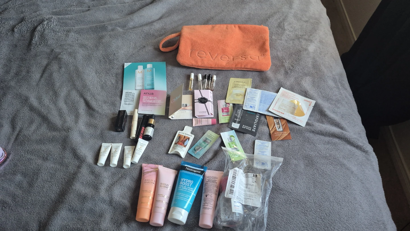 Assorted Skincare and Beauty Sample Collection - photo 3