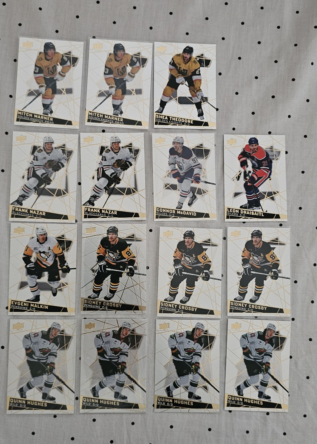Large Collection of Upper Deck NHL Hockey Cards - photo 4