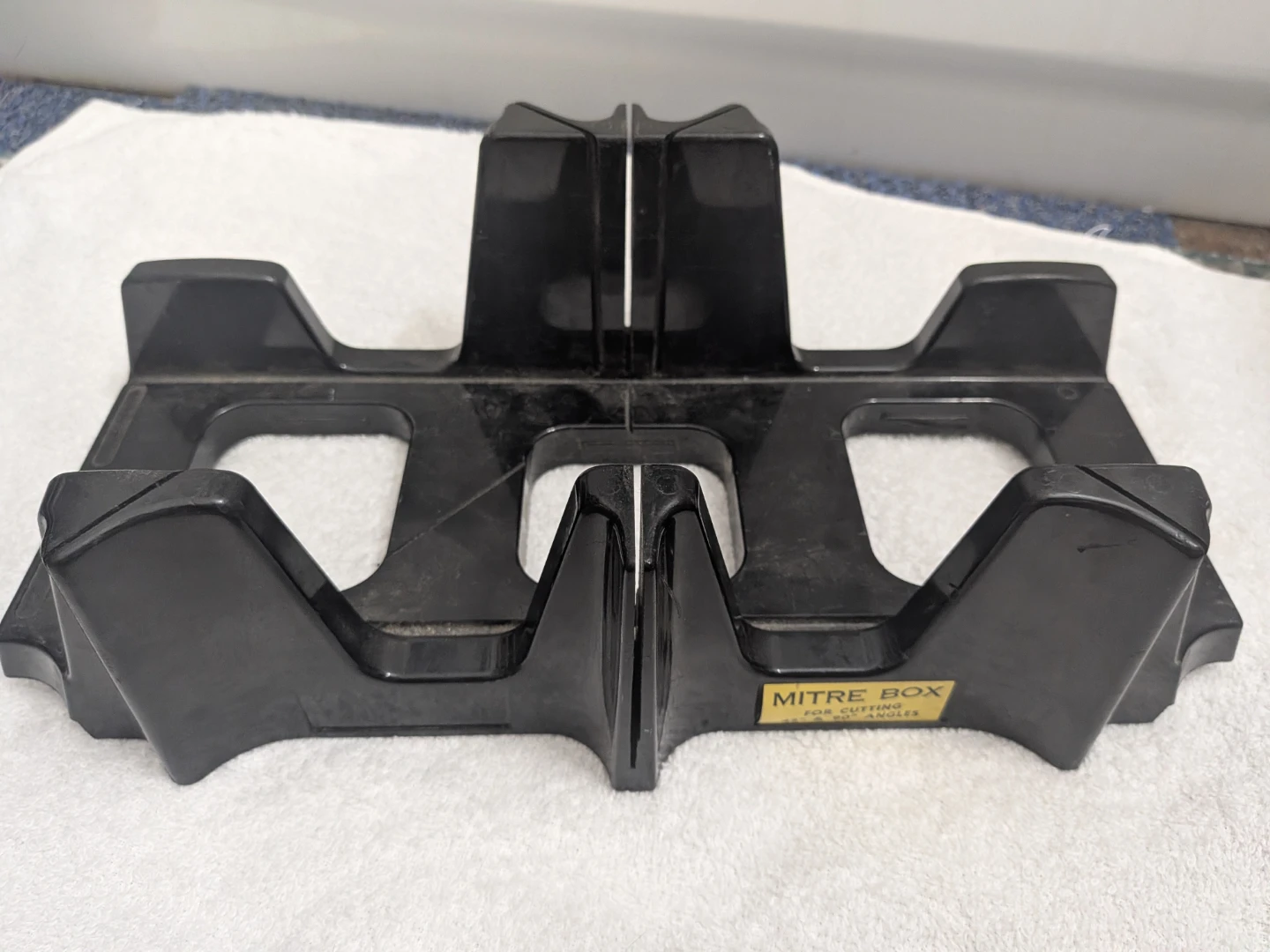 Stanley Miter Box & Saw Set (+ Bonus 2nd Miter Box) - photo 4