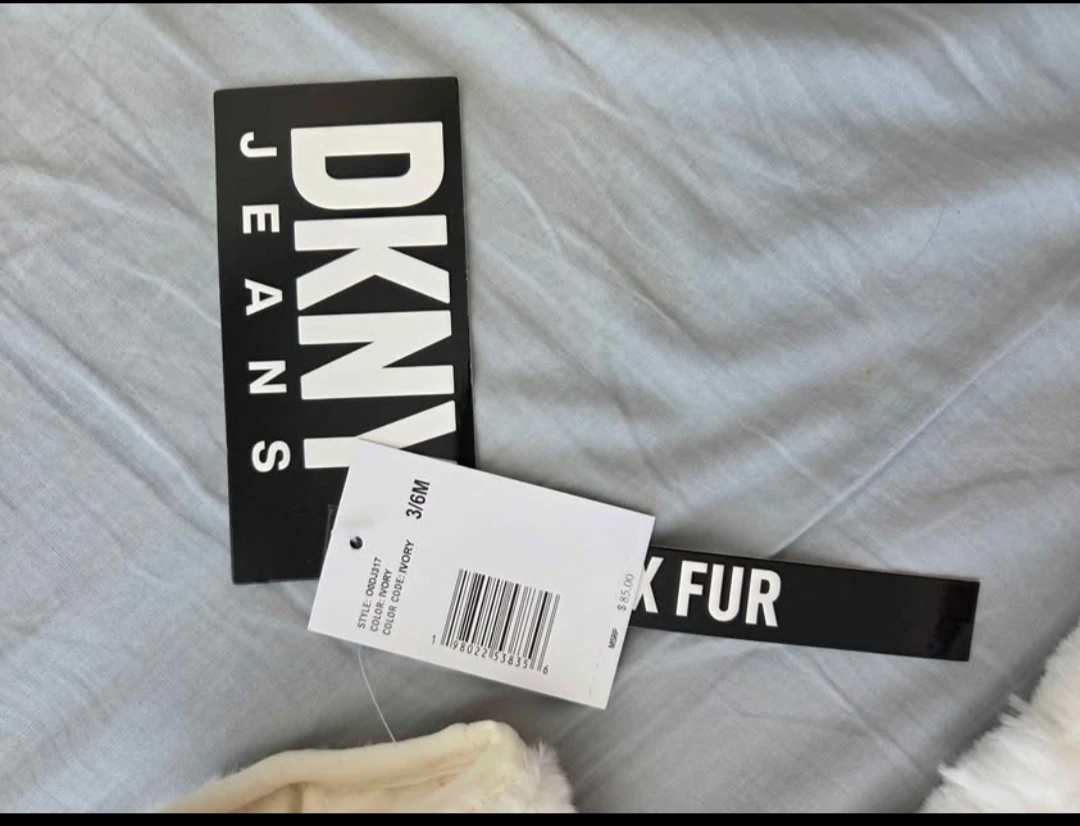 DKNY Jeans Faux Fur Hooded One-piece 3/6M - photo 2