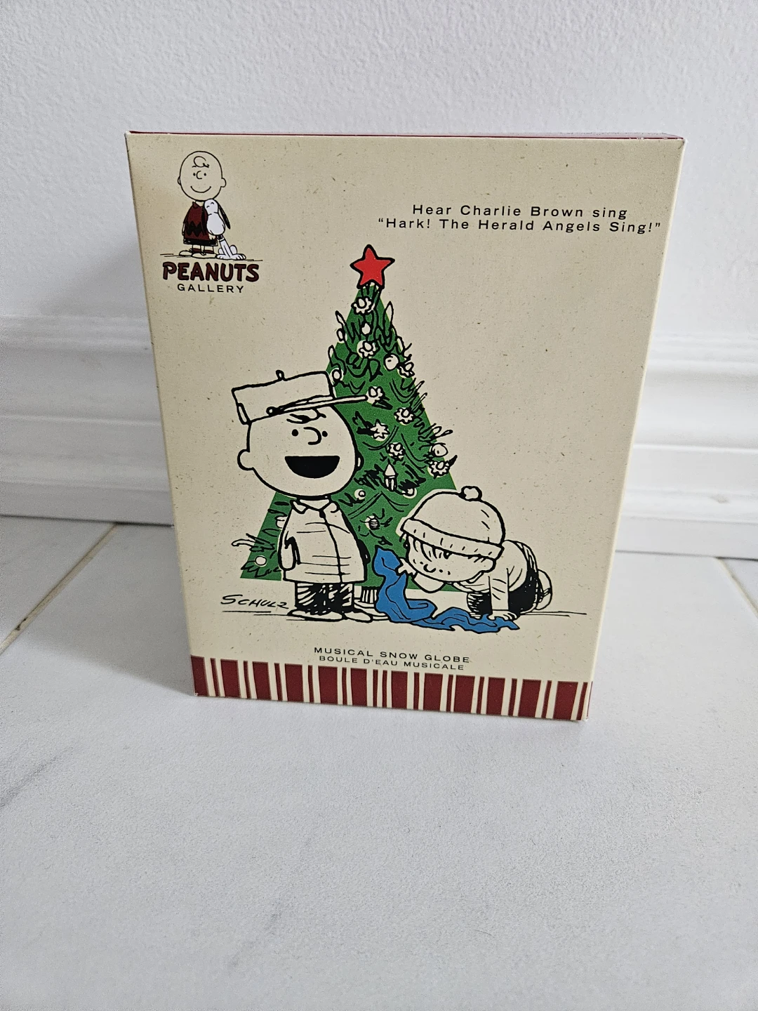 Hallmark Peanuts Musical Snow Globe