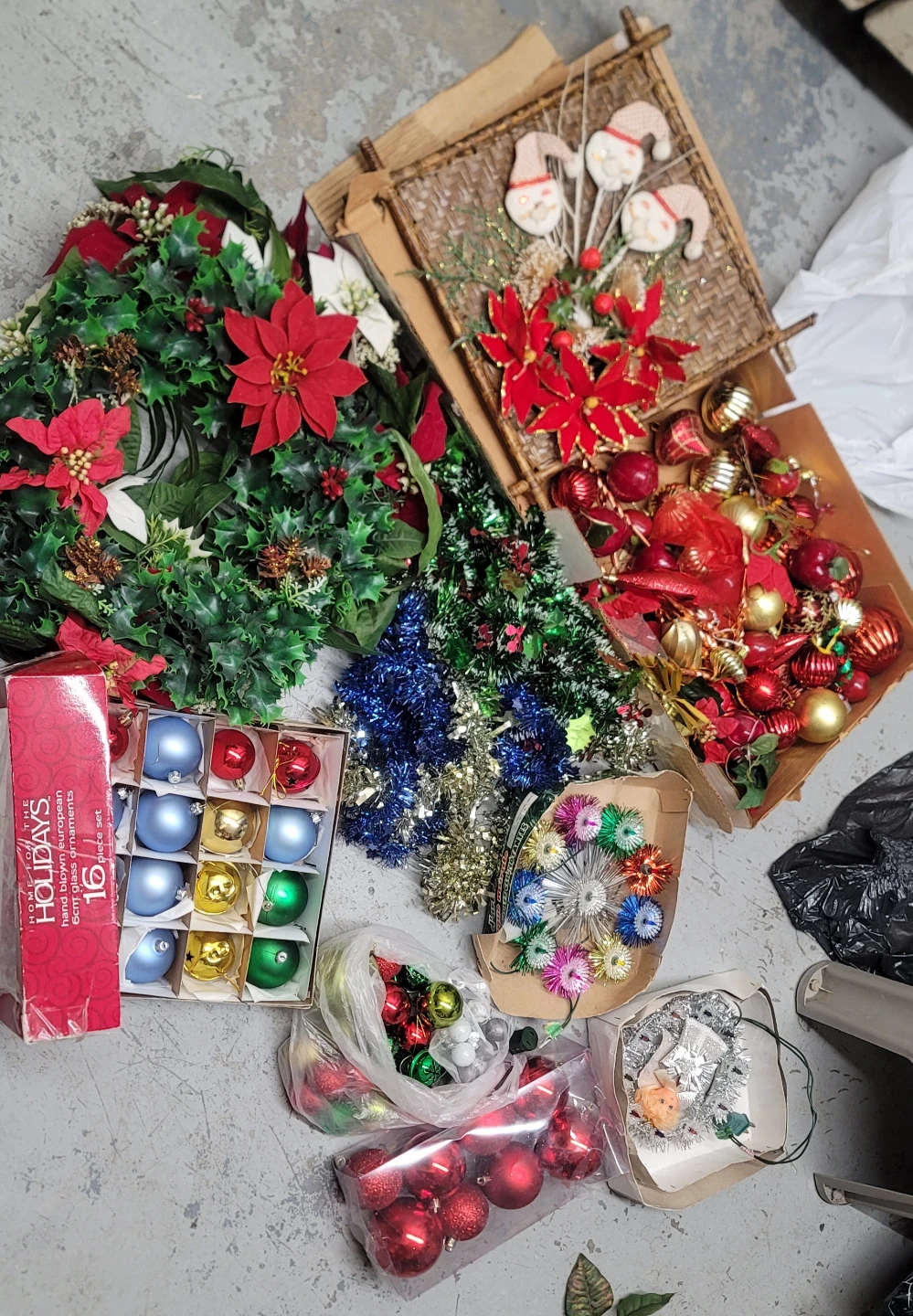 Christmas Decoration Ornament Collection - photo 2