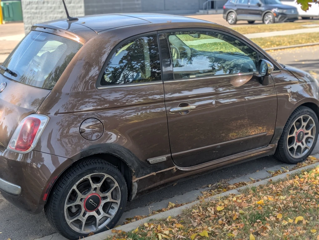 Fiat 500 Brown Two-Tone Interior - photo 3