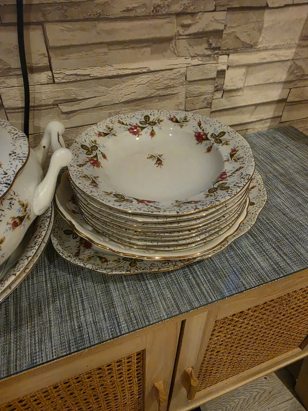 Vintage Floral Dinnerware Set with Gold Trim - photo 3