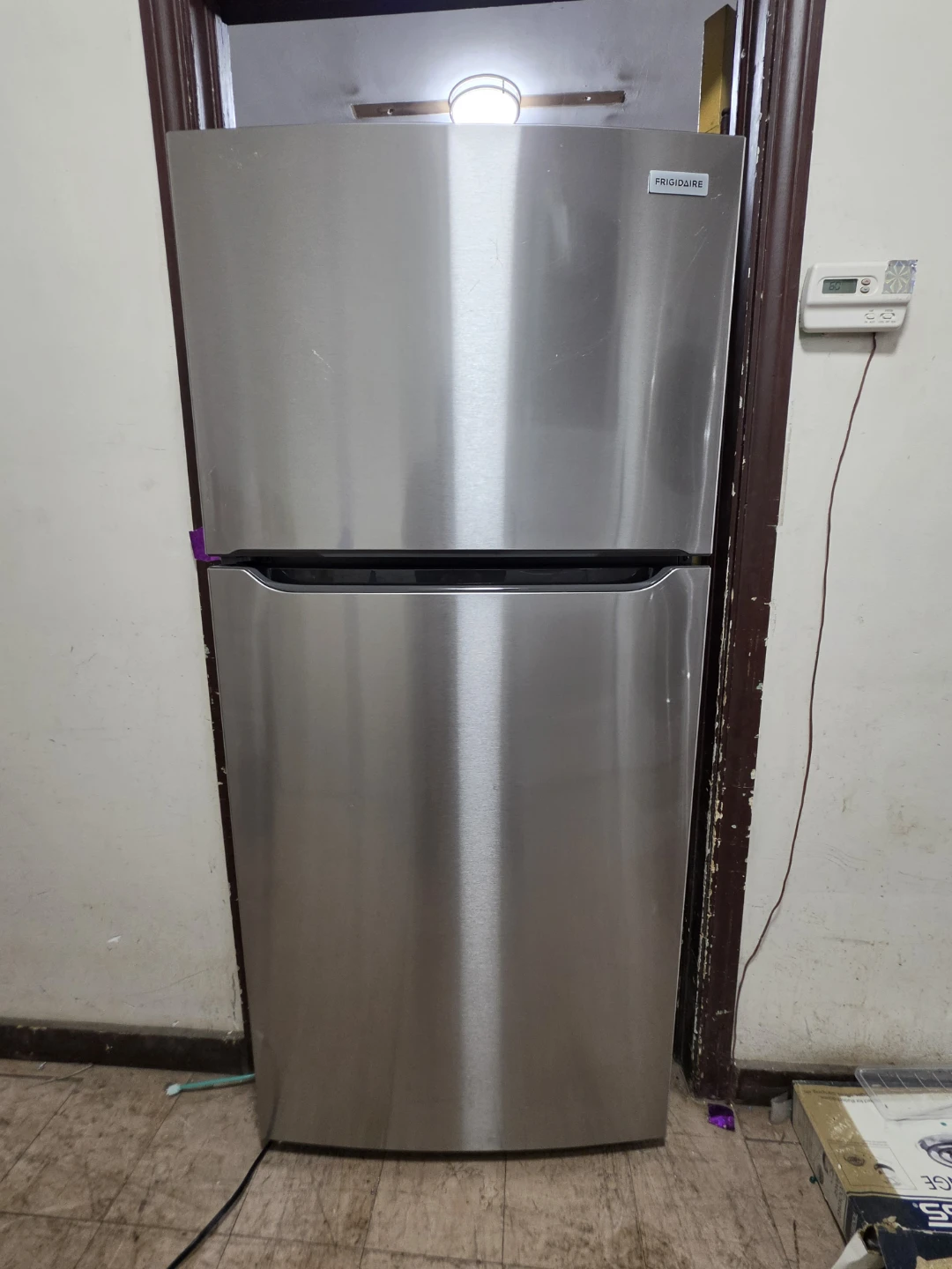 Frigidaire Stainless Steel Top-Freezer Refrigerator
