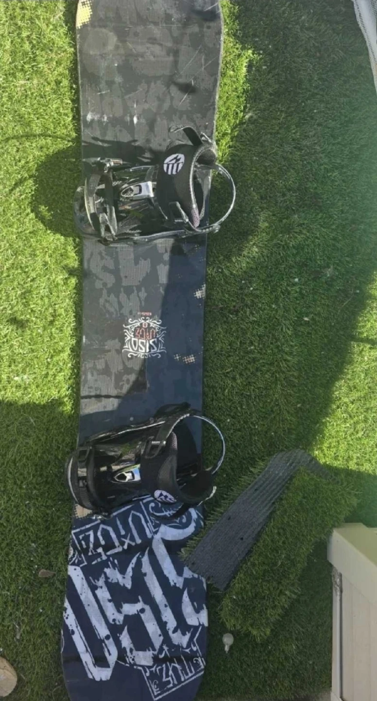 Snowboard with Bindings