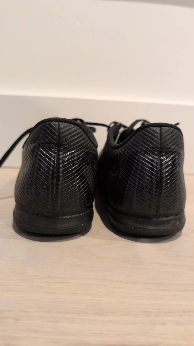Nike Mercurial Vapor Indoor Soccer Shoes - Black - photo 4