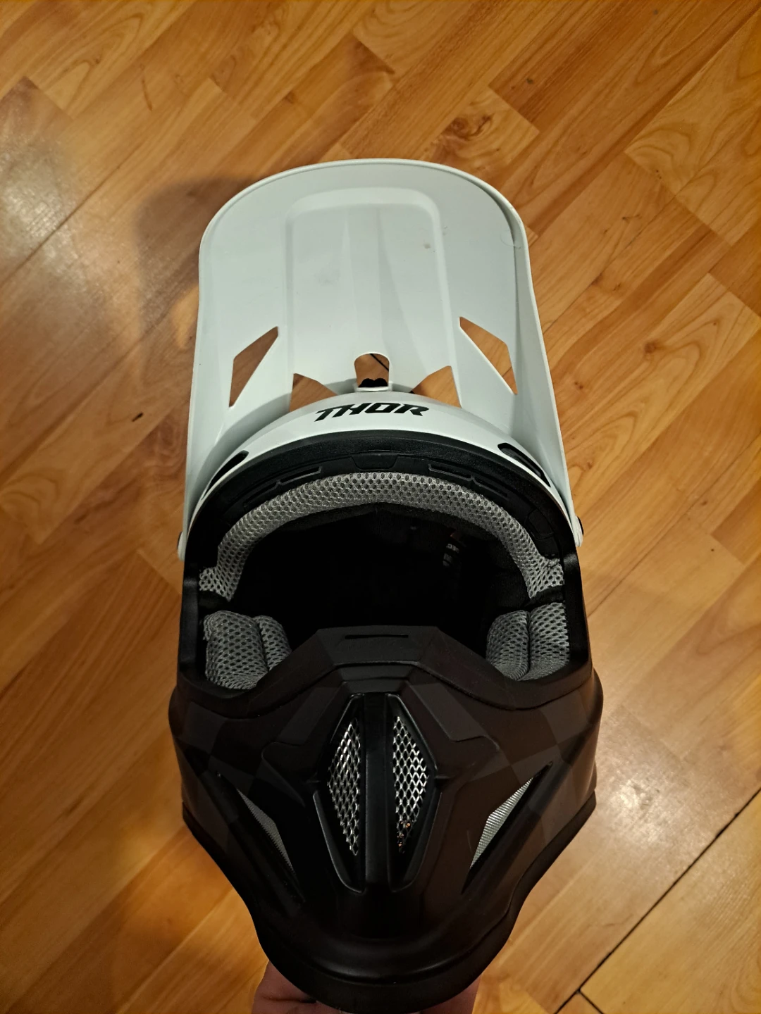 Thor Motocross Helmet - Size M - photo 2