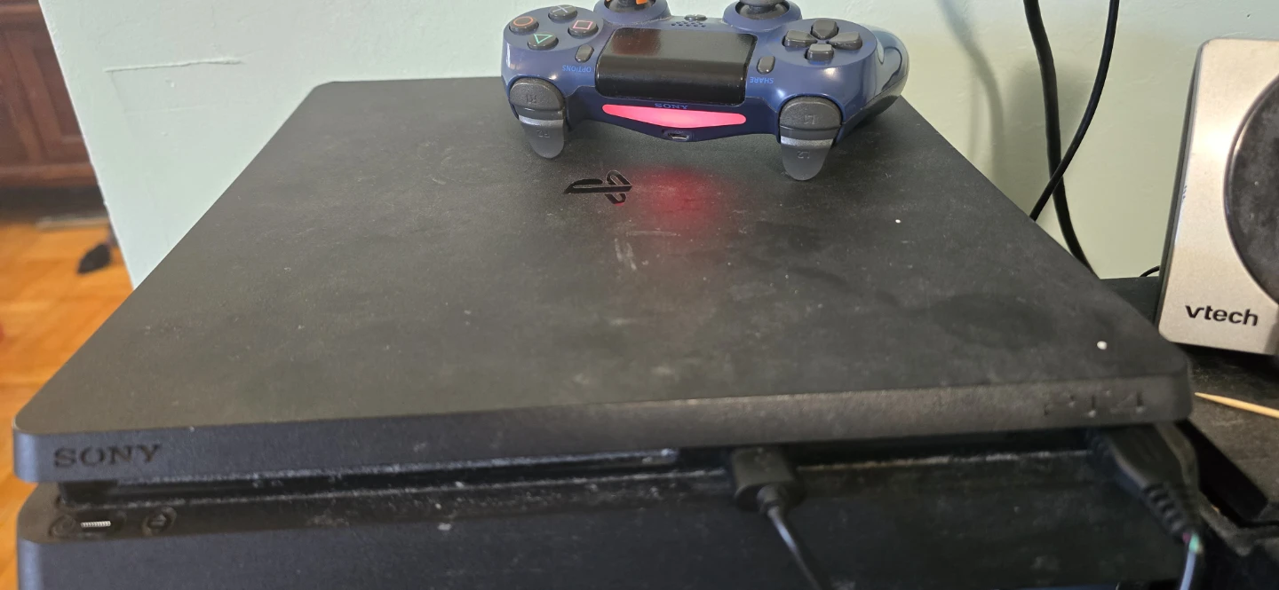 Sony PlayStation 4 Slim Console