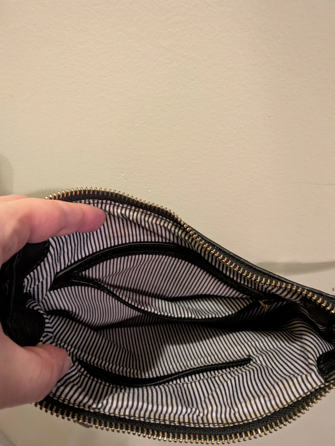 Black Crossbody Handbag - photo 5