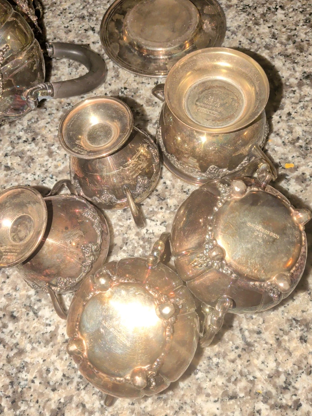 1847 Rogers Bros Silver Plated Tea Set - photo 4