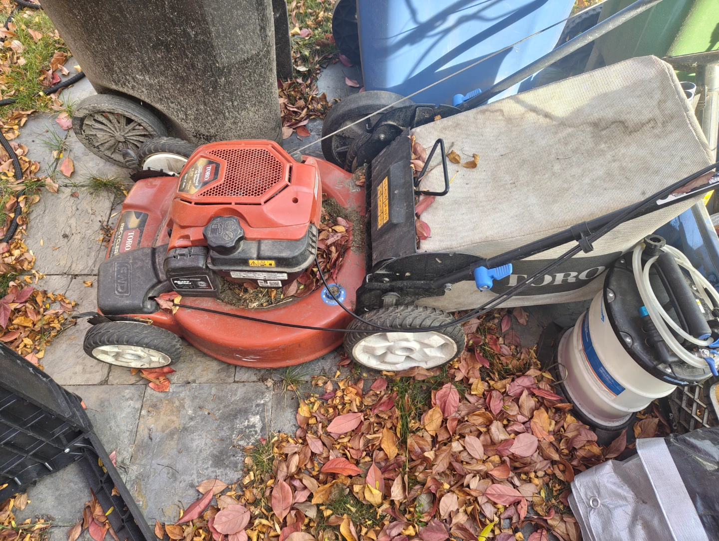 Toro Recycler 22-inch SmartStow Lawnmower - photo 2