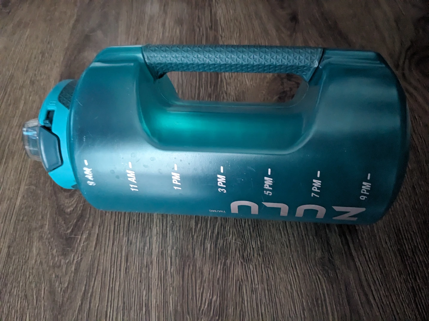 2 LITRE REUSABLE WATER BOTTLE - photo 4