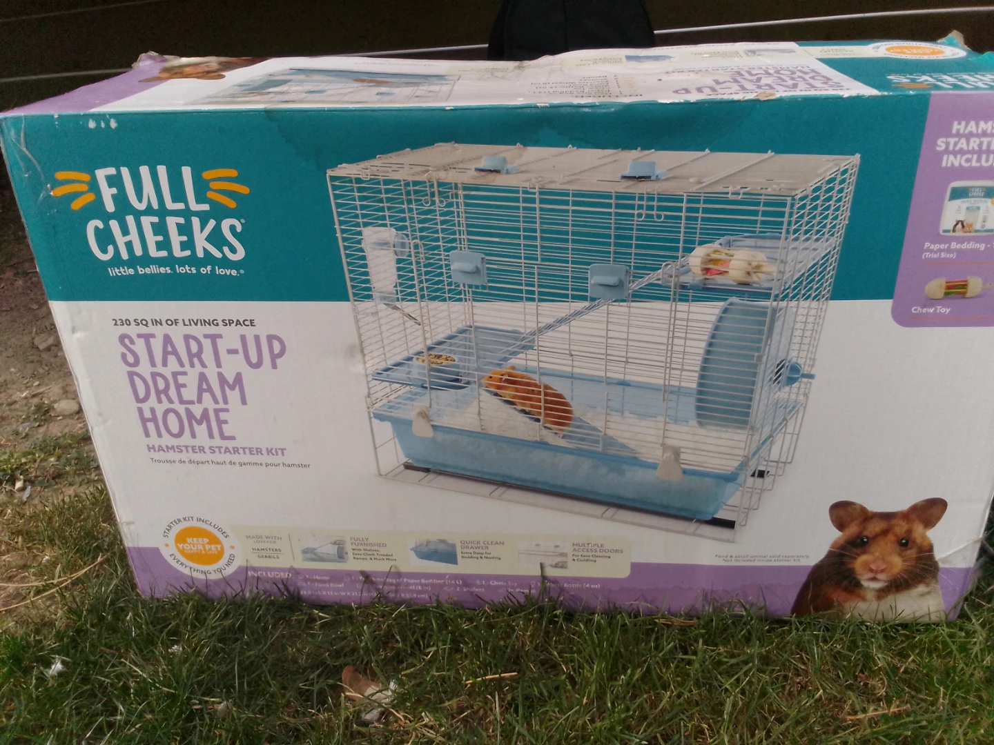 BNIB - Full Cheeks Hamster Start-Up Dream Home