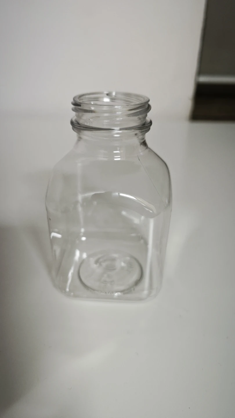 8oz Clear Pet Square Beverage Bottle | 196 bottles