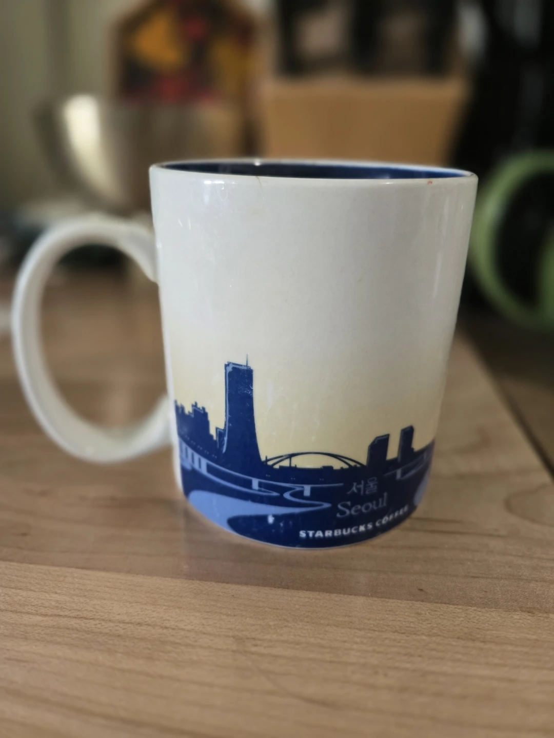 Starbucks Seoul Collectable Mug - photo 2