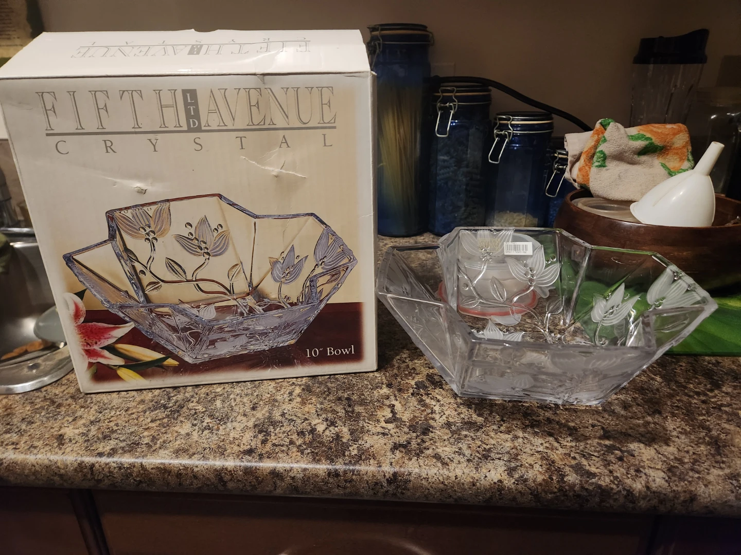 Fifth Avenue Crystal 10 inch Bowl