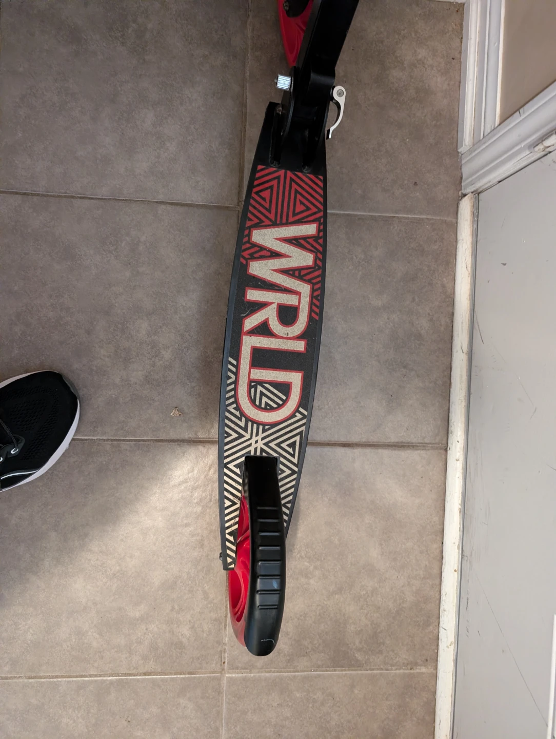 WRLD Kick Folding Scooter with 8inch wheels - photo 3
