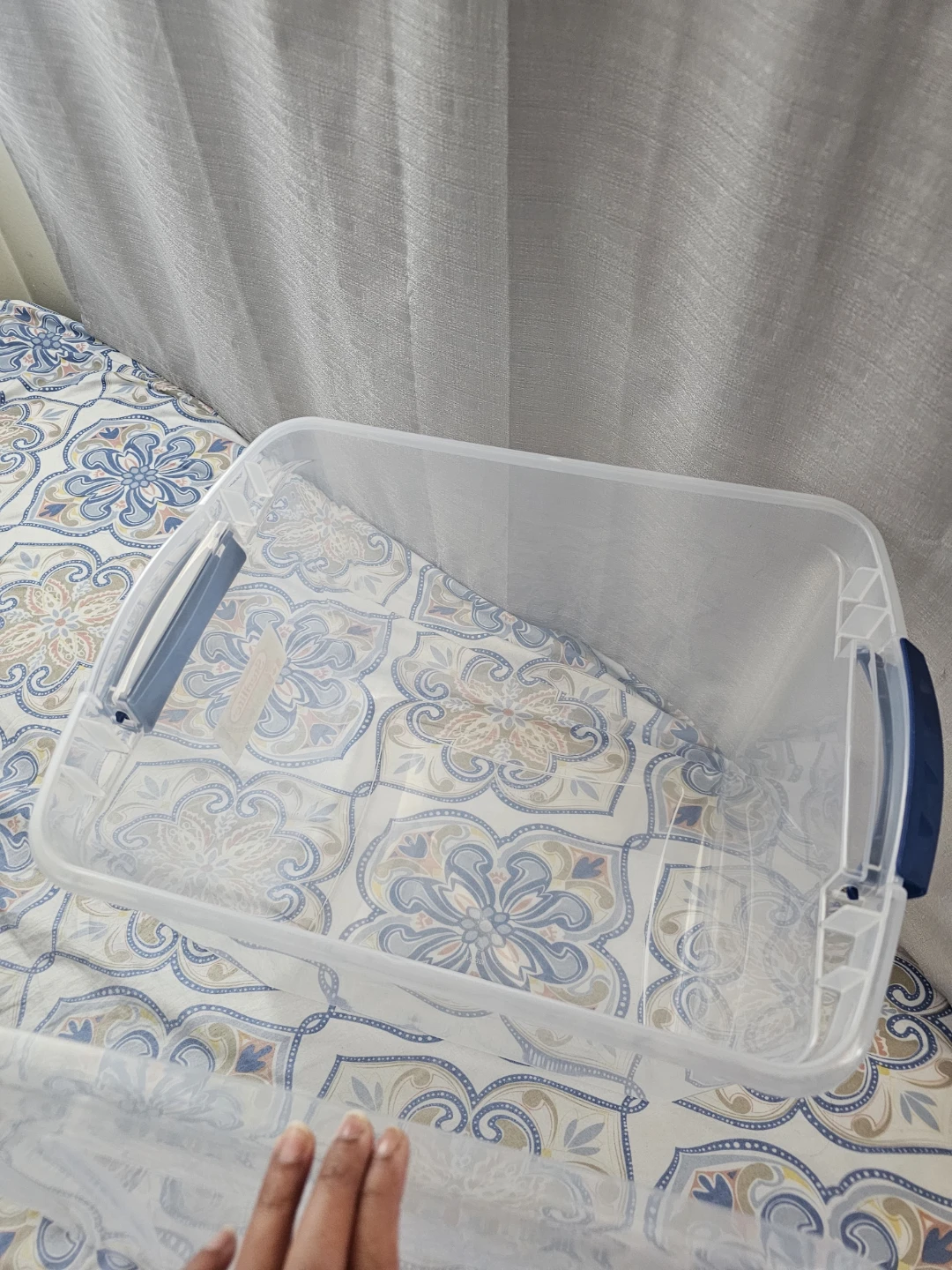 Sterilite 26 L Hatch Storage Box, Blue - photo 4