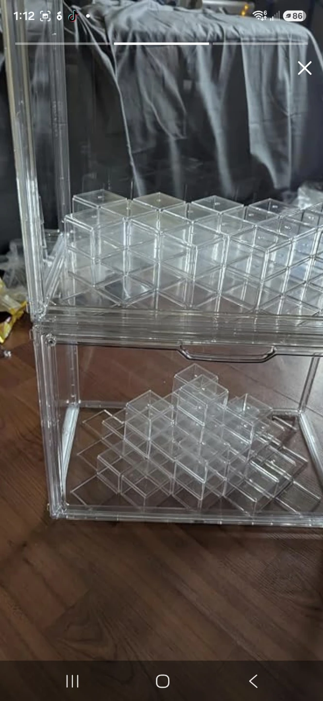 Gudemay Clear Acrylic Display Case with Risers - photo 2
