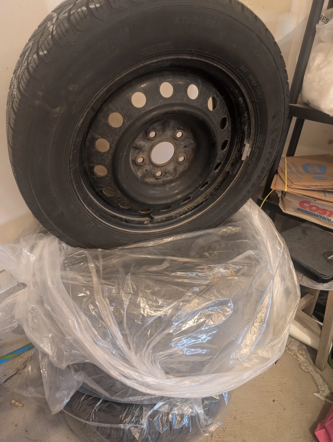 Set of 4 Michelin Winter Tires 205/55R16 - photo 2
