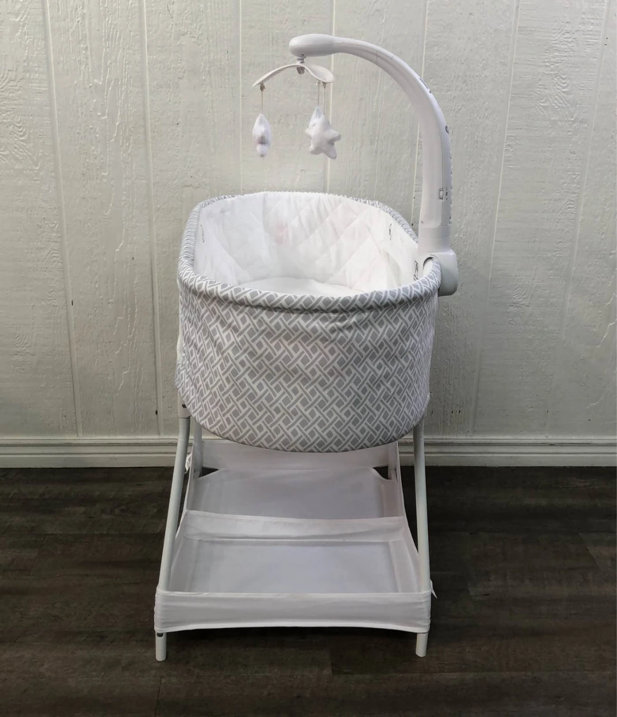 Delta Children Baby Bassinet - photo 3