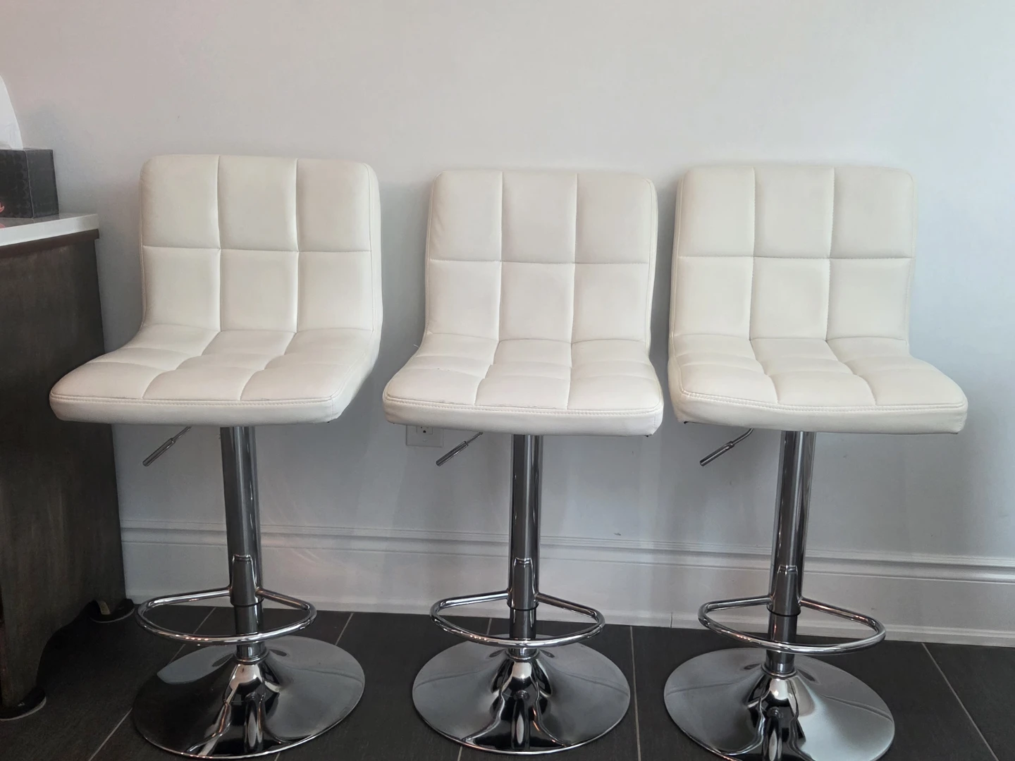 Set of 3 White Adjustable Bar Stools - photo 5