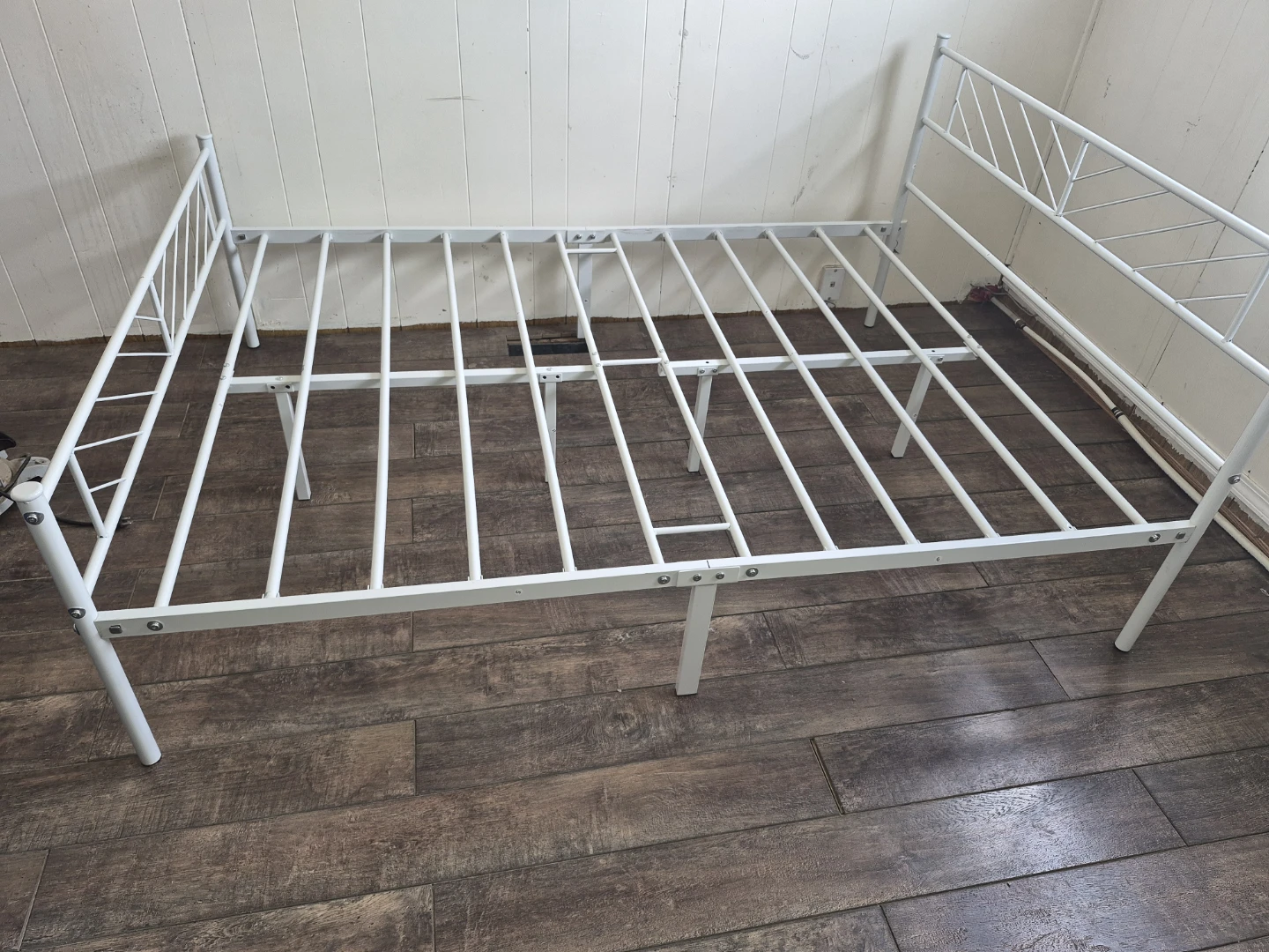 Double bed frame