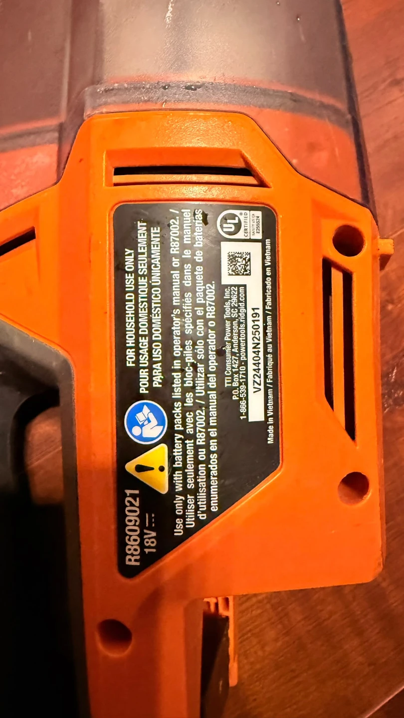 Ridgid 18V Cordless Hand Vacuum R8609021 - photo 4