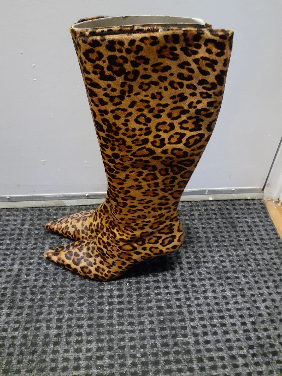 Zara Leopard Print Knee-High Boots Size 10 - photo 3