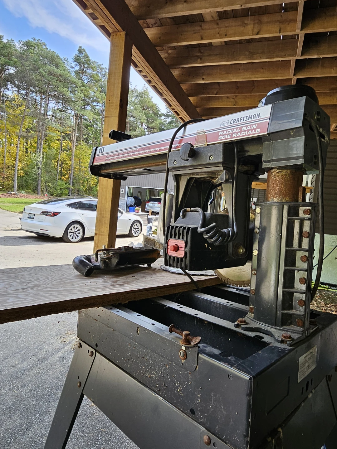 Craftsman 10-inch Radial Saw - photo 2