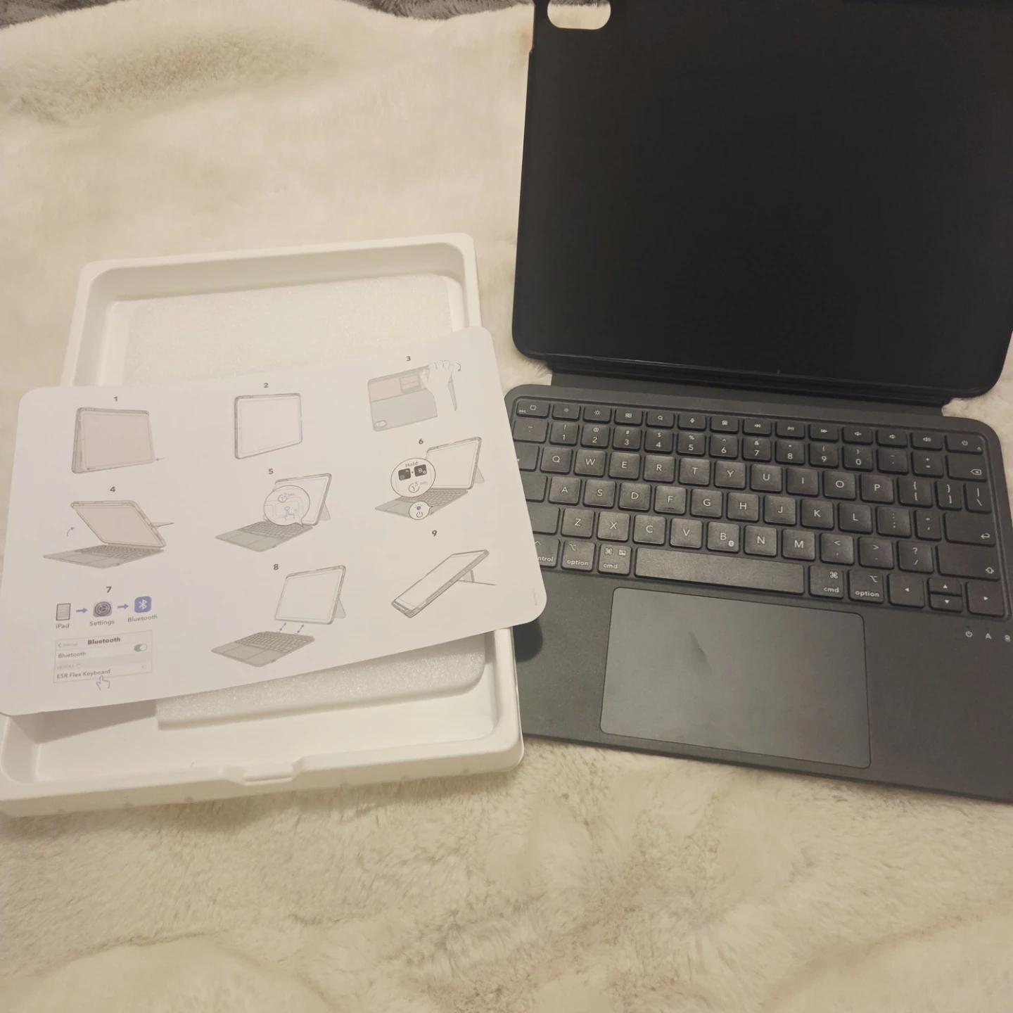 ESR Flex Series Keyboard Case for iPad - photo 2