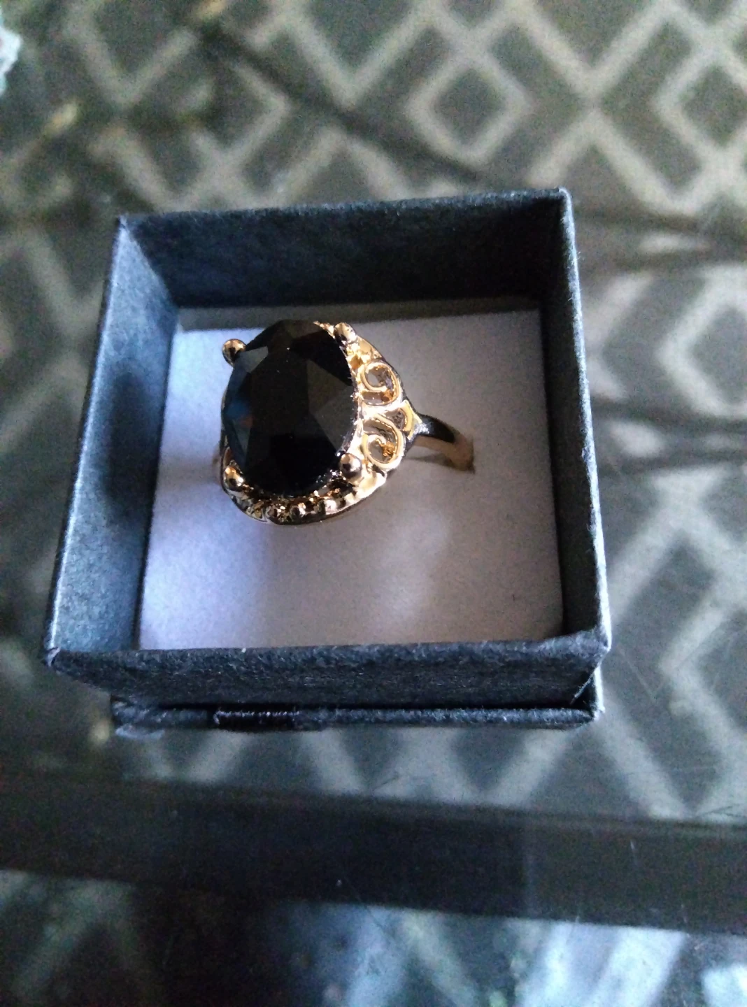 Gold-toned black stone ring