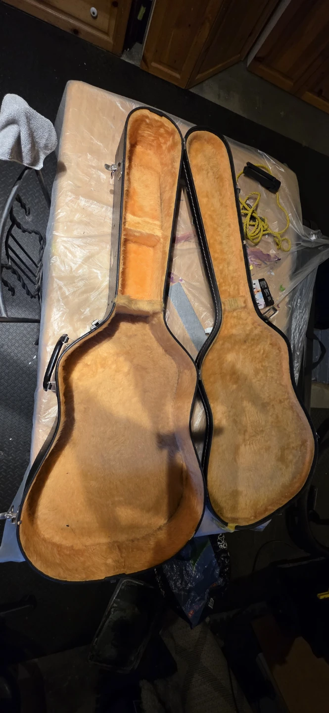 Hardshell Acoustic Guitar Case - photo 2