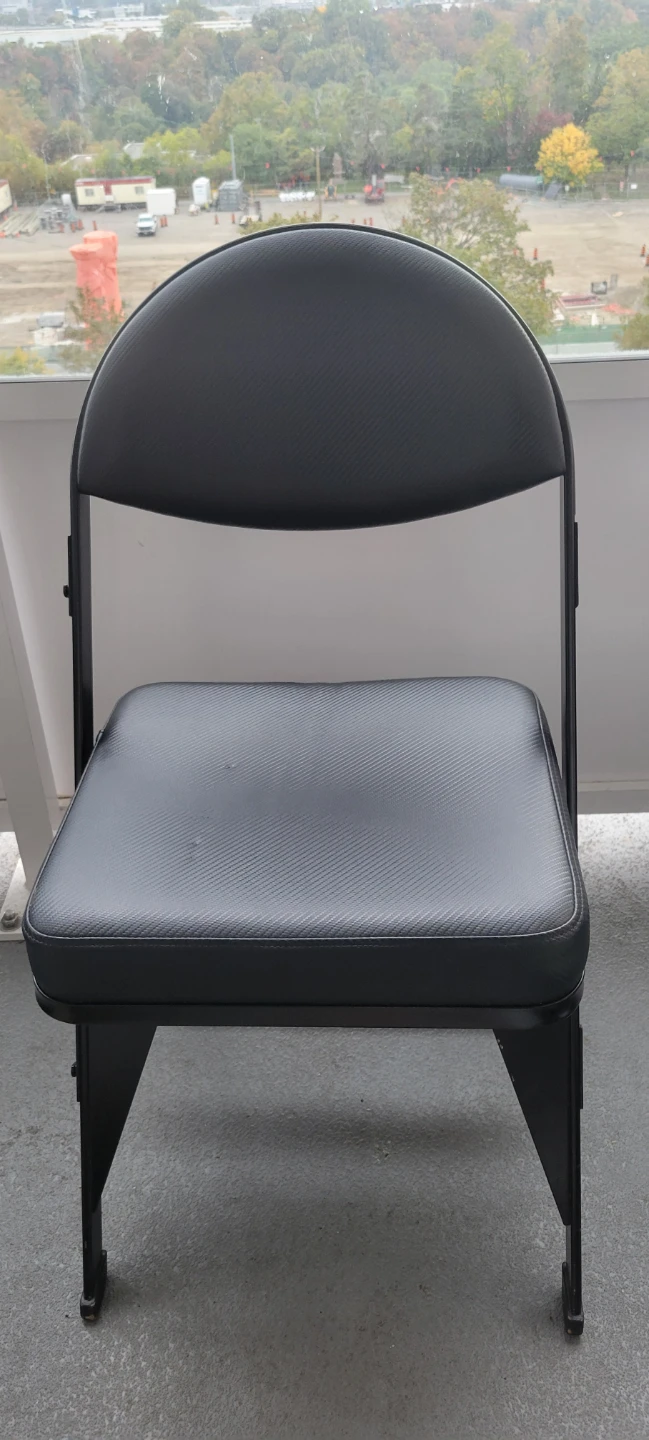 Black folding chair - photo 2