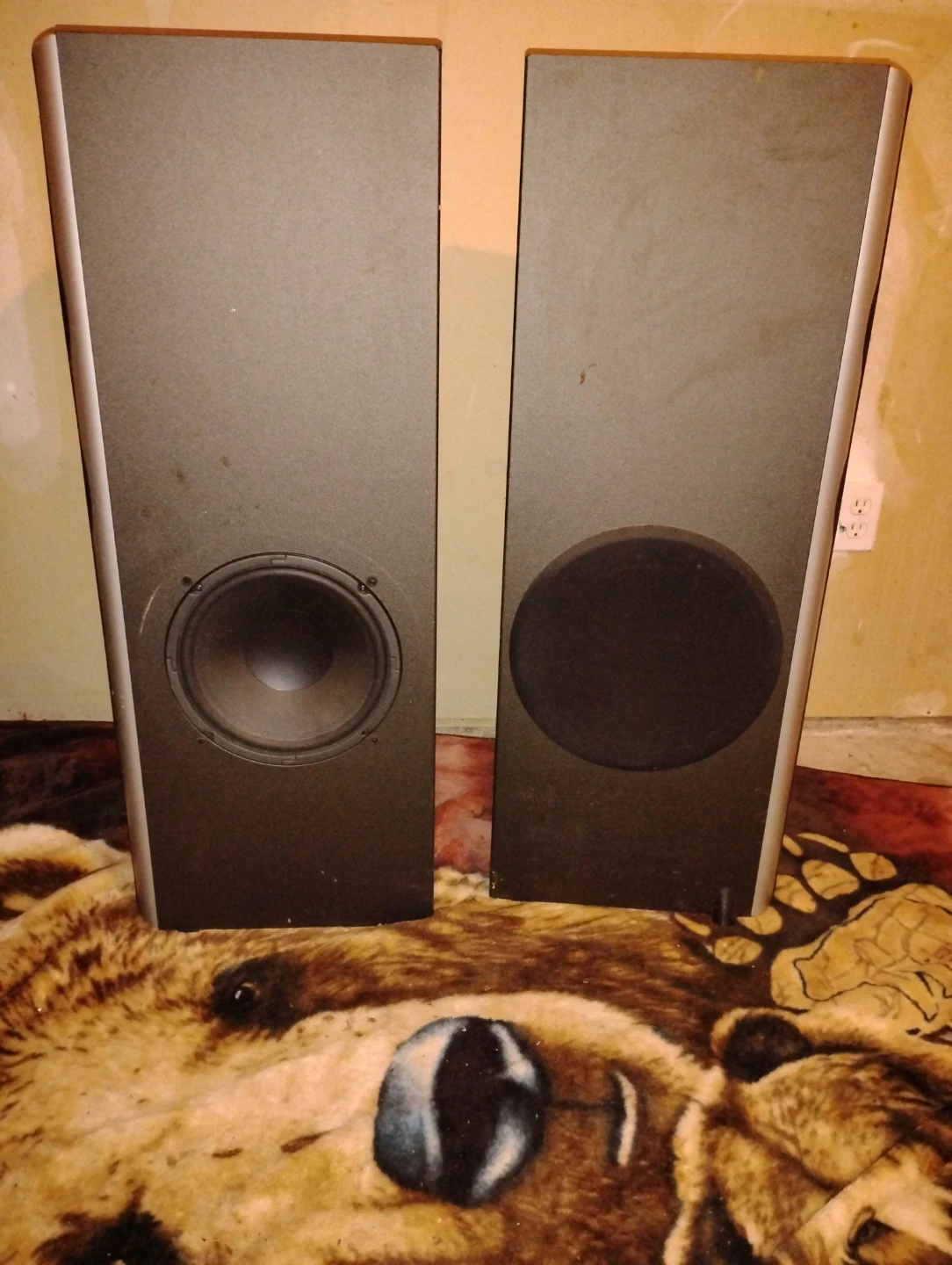 Jamo X3M Floorstanding Speakers OBO - photo 2