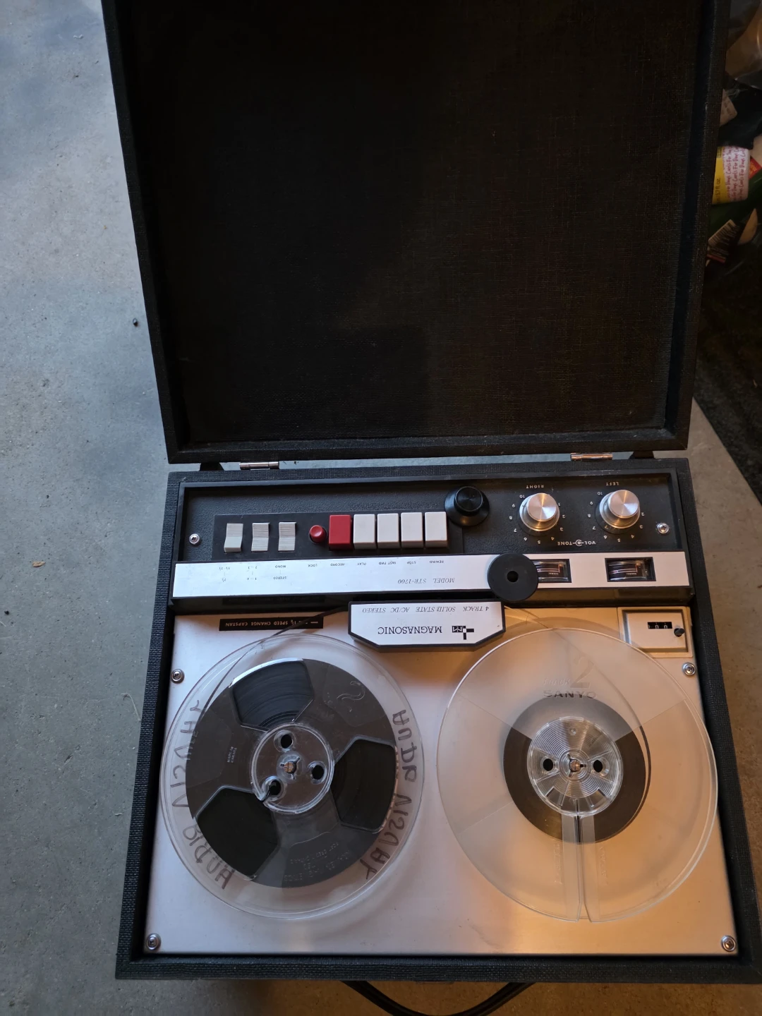 Magnasonic STR-1700 Reel-to-Reel Tape Recorder