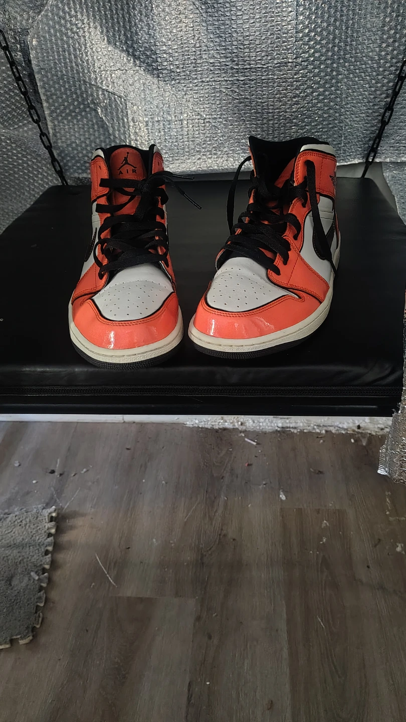 Nike Air Jordan 1 Dunks Mid Orange and White - photo 5