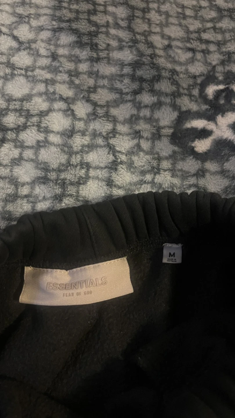 Fear of God Essentials Sweatpants Black - photo 4