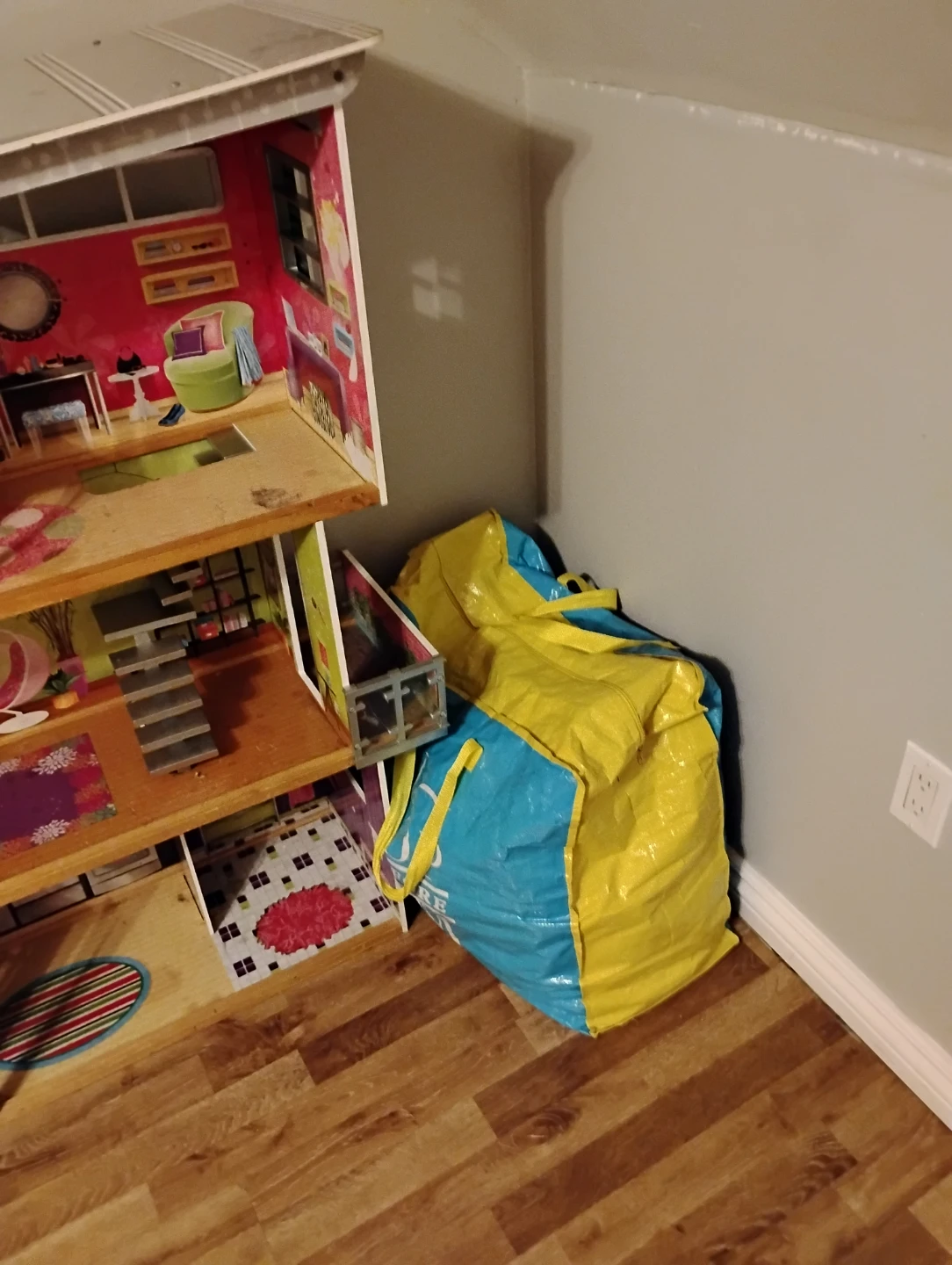Wooden Barbie house - photo 2