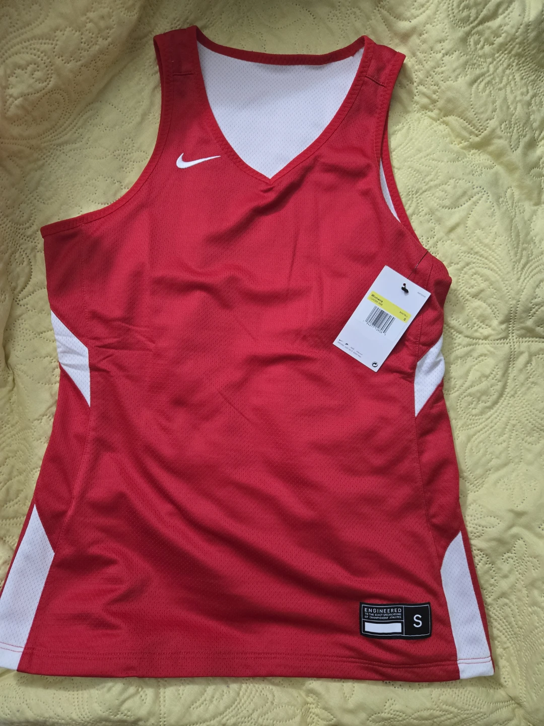 Nike Women's Reversible Jersey small