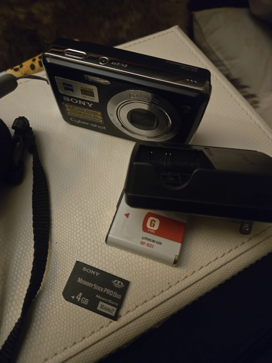 Sony Cyber-shot DSC-W230 Digital Camera - photo 5